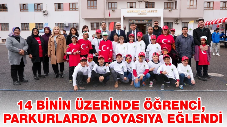 14 BİNİN ÜZERİNDE ÖĞRENCİ, PARKURLARDA DOYASIYA EĞLENDİ