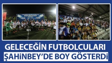 GELECEĞİN FUTBOLCULARI ŞAHİNBEY’DE BOY GÖSTERDİ