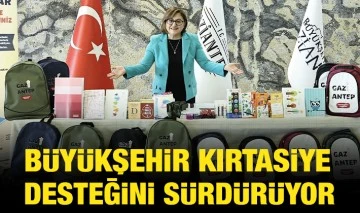 BÜYÜKŞEHİR KIRTASİYE DESTEĞİNİ SÜRDÜRÜYOR