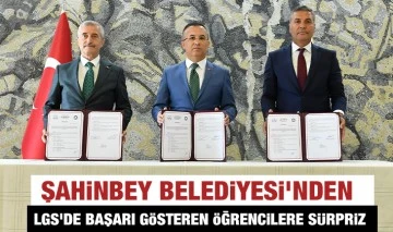 Şahinbey Belediyesi’ nden LGS’ de başarı gösteren öğrencilere sürpriz