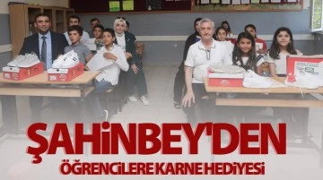 Şahinbey'den öğrencilere karne hediyesi