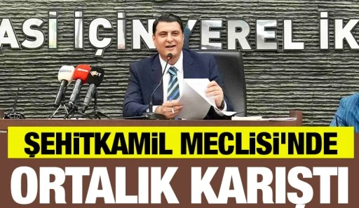Şehitkamil Meclisi'nde ortalık karıştı