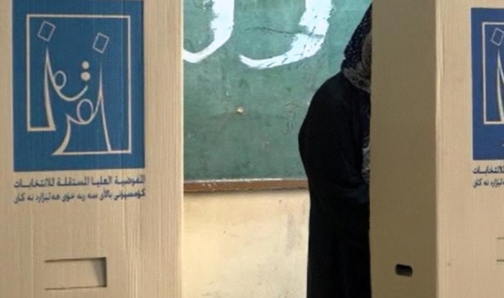 Irak'ta halk erken genel seçimler için sandık başında