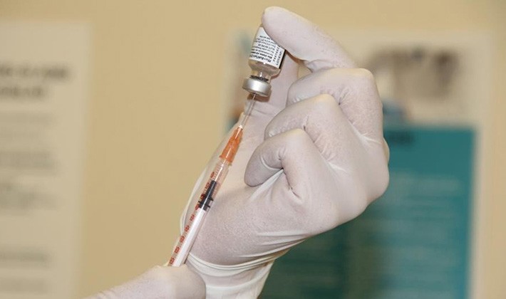 'Kalp hastalarının korona aşısı vurulmasında bir sakınca yok'
