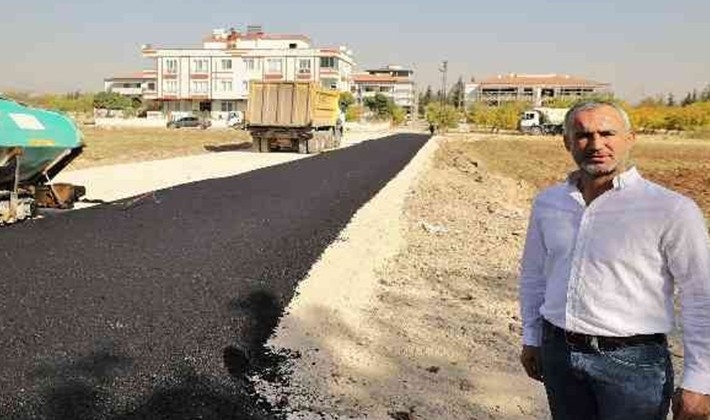 Aktoprak Mahallesi'nde yeni yollar asfaltlanıyor