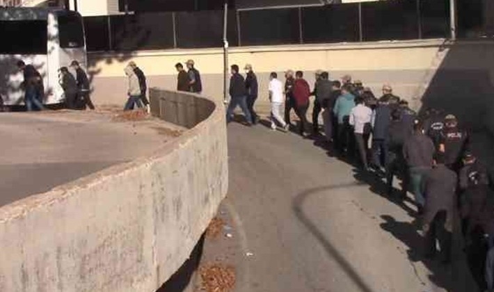 Gaziantep'te FETÖ/PDY şüphelisi 11 şahıs tutuklandı