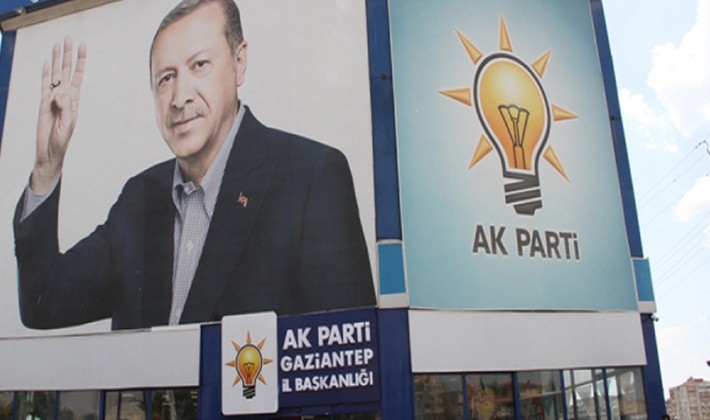 Ak Parti'de danışma meclisi toplanacak