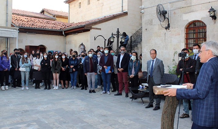 GAÜN'den 29 Ekim Cumhuriyet Bayramı Öğretim Elemanları Sergisi