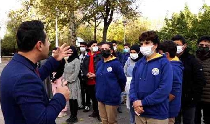 "Savunmanın ayak izleri" öğrencilere yerinde anlatılıyor