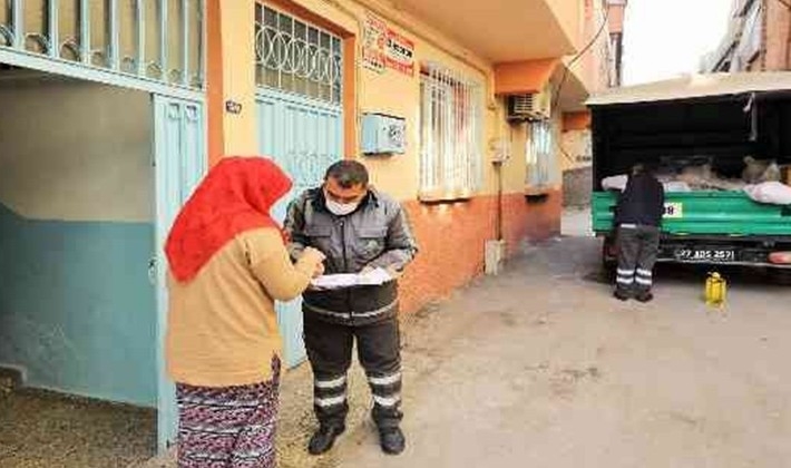 Şehitkamil'den dar gelirli ailelere gıda yardımı desteği