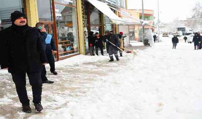 Başkan Doğru, kar temizleme çalışmalarını yerinde inceledi