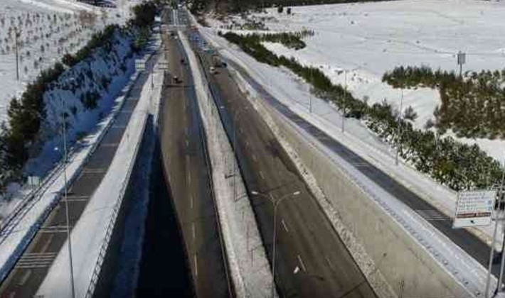 Kapanan yollar açılıyor