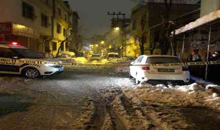 Gaziantep'te sokak ortasında silahlı saldırı: 2 yaralı