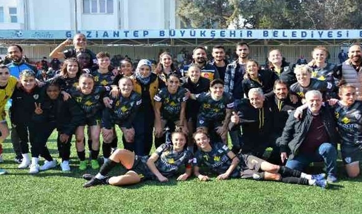 ALG Spor, Adana'yı farklı mağlup etti