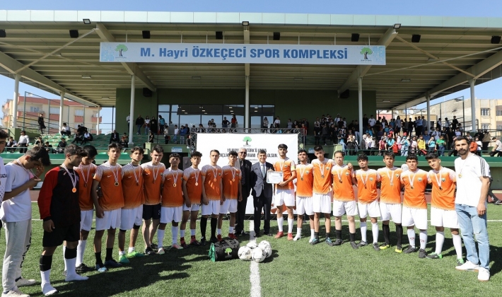 BİNLERCE GENÇ, GELENEKSEL SPOR ORGANİZASYONLARINDA BULUŞTU