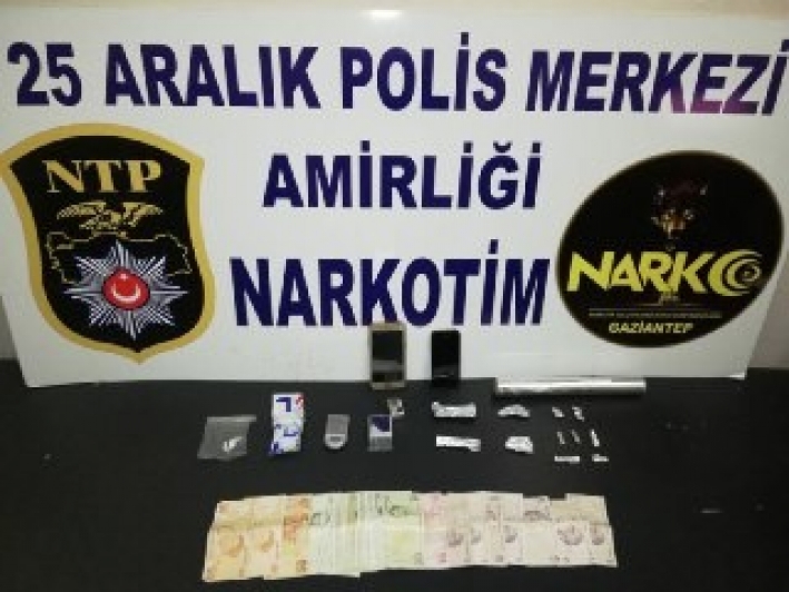 NARKOTİM UYUŞTURUCU TACİRLERİNE GÖZ AÇTIRMIYOR