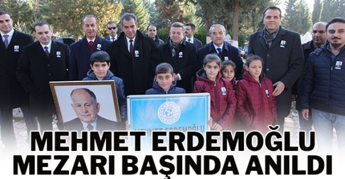 MEHMET ERDEMOĞLU MEZARI BAŞINDA ANILDI