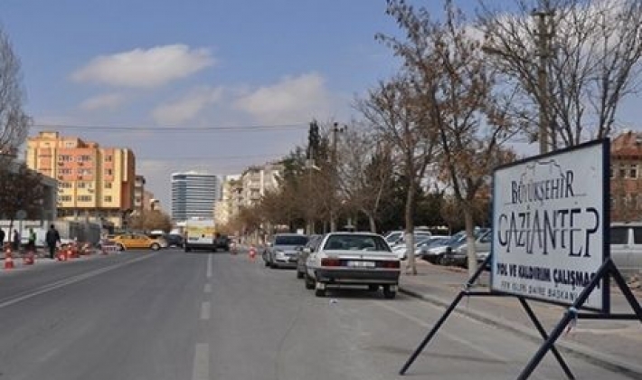 Atatürk Bulvarı ile Kemal Köker Caddesi tek yönlü oluyor