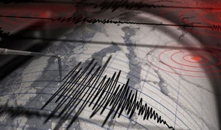 4.9 büyüklüğünde deprem oldu!