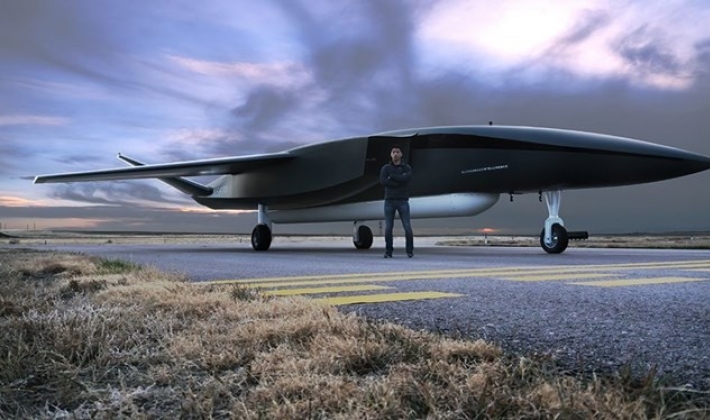 İşte dünyanın en büyük drone'u  (Yörüngeye uydu taşıyacak)