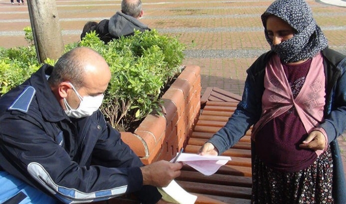 Maskesiz yakalanan hamile dilenci kadın: '50 tane ceza yazıldı ödemedim, ödemem'