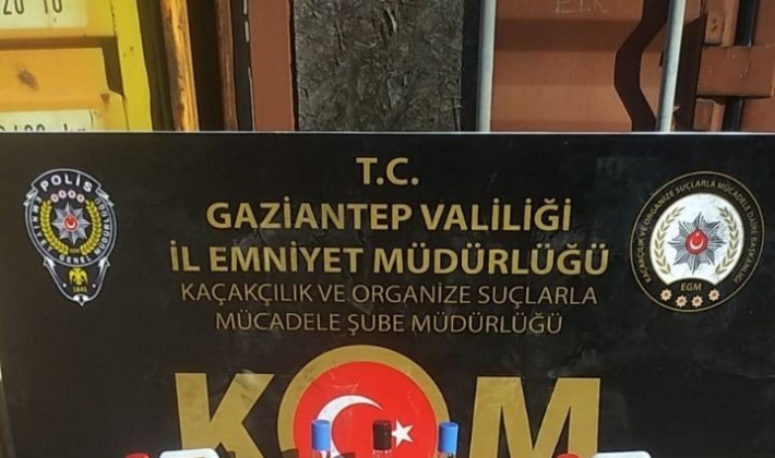  Gaziantep'te 111 şişe sahte alkol ve 90 litre dökme içki yakalandı