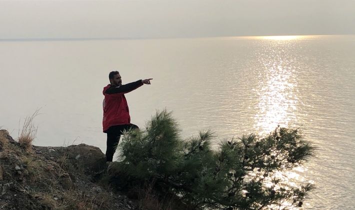 Denizde kaybolan genci arama çalışmaları sürüyor