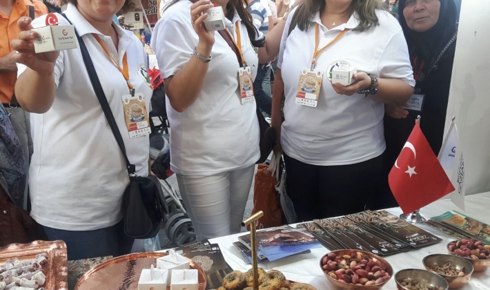 Kahkeyle, baklavayla festivale katıldık