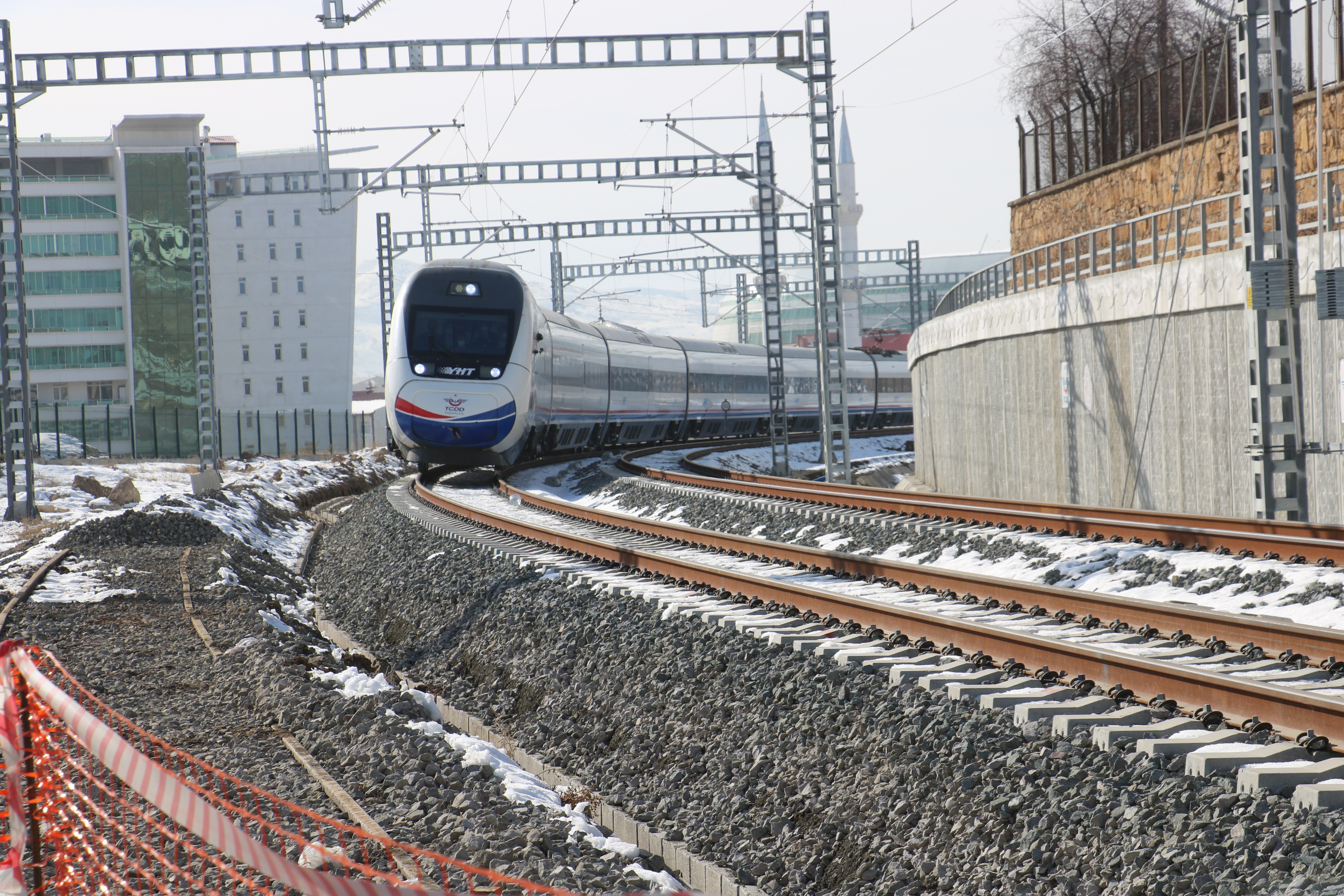 Hayal gerçek oldu, Yüksek Hızlı Tren Sivas’ta