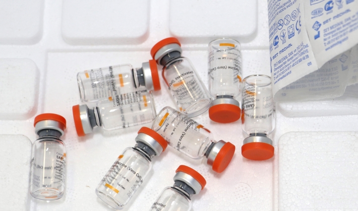 Prof. Dr. Çil: "Kanser hastaları ‘CoronaVac’ aşısına güvenebilir”
