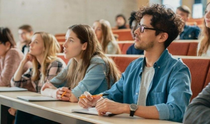 Son Dakika: Üniversiteler için yüz yüze eğitim kararı verildi!