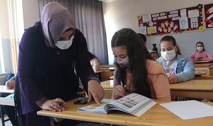 Zehra hocanın inadı hayaline kavuşturdu