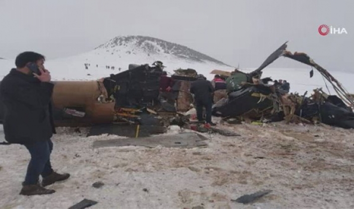 Bitlis'te askeri helikopter düştü: 11 askerimiz şehit oldu