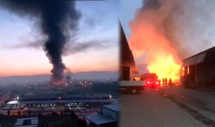 20 ton soğan ve 16 bin kasa küle döndü