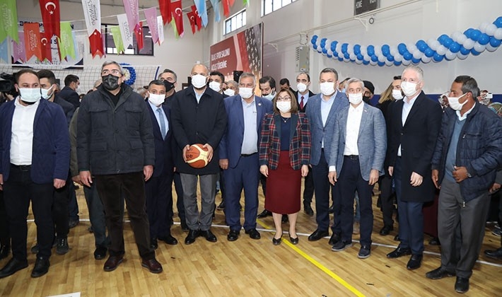 Gaziantep protokolü basketbolda hünerini sergiledi