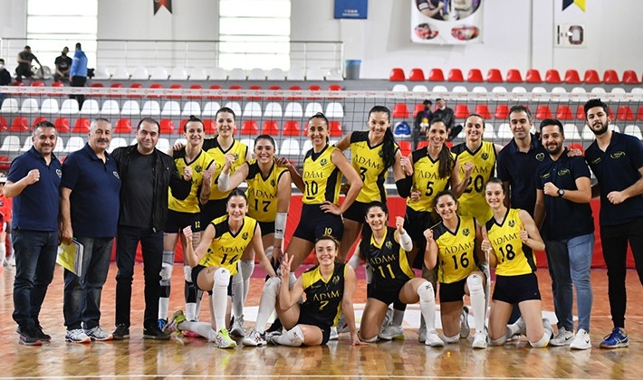 ADAM VOLEYBOL PLAY-OFF’TA