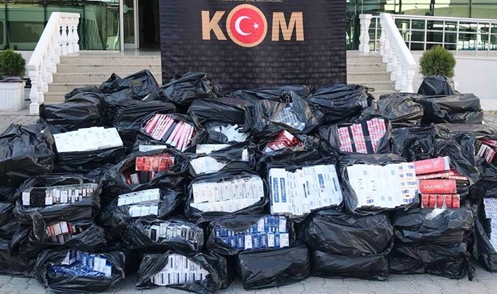 Şanlıurfa'da 43 bin 500 paket kaçak sigara ele geçirildi