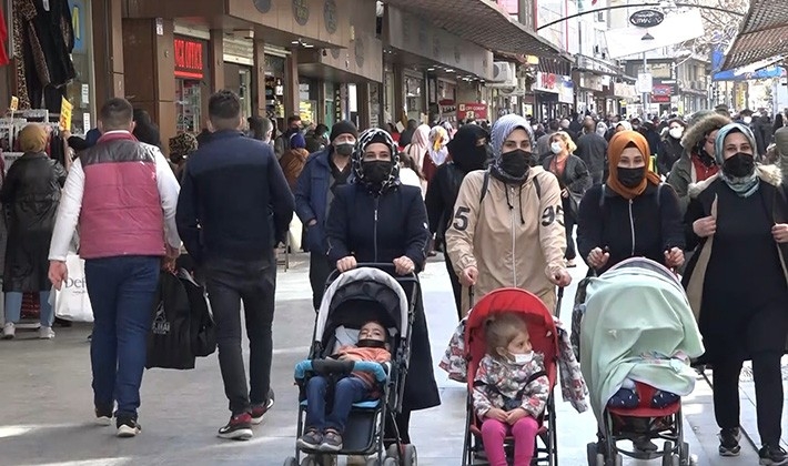 Salgın tedbirlerini hiçe sayan 231 kişiye para cezası