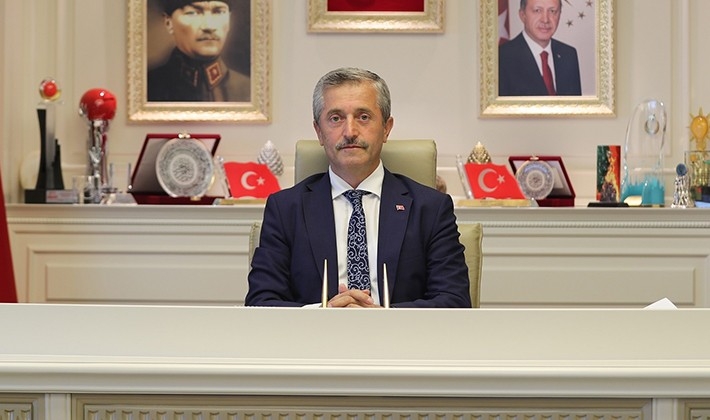 Tahmazoğlu’dan 23 Nisan mesajı