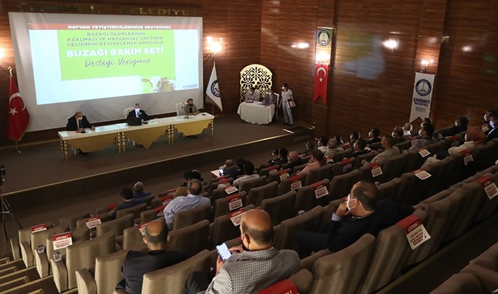 Şahinbey’den Gazze’ye tam donanımlı ambulans desteği