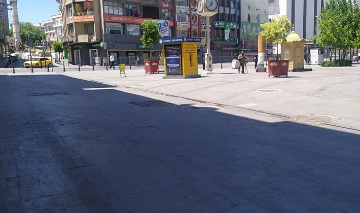 Gaziantep'in en kalabalık noktalarında "kısıtlama" sessizliği