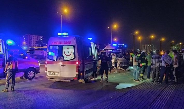 Gaziantep’te iki araç çarpıştı: 8 yaralı