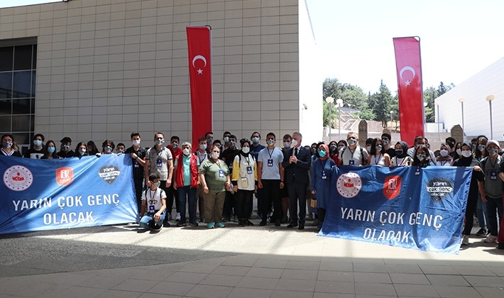 Öğrenciler "Yarın Çok Genç Olacak" projesi kapsamında Gaziantep'i gezdi
