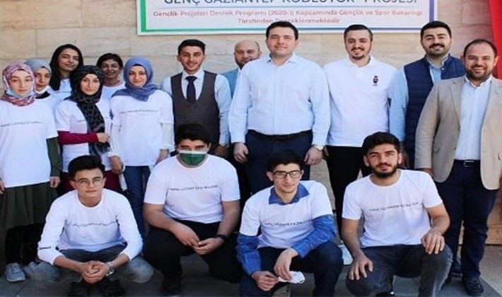'Genç Gaziantep Kodluyor' projesinde eğitimler başladı
