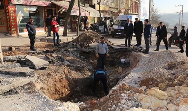 ÖZDEMİRBEY CADDESİ’NDE SONA DOĞRU